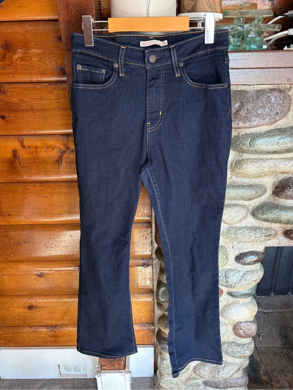 Levi’s 725 High Rise Bootcut Dark Wash Stretch Jeans Size 29